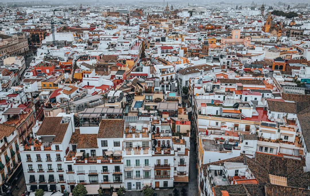 Dónde alojarse en Sevilla: mejores barrios y hoteles recomendados